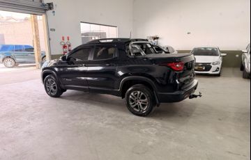 Fiat Toro 2.0 16V Turbo Diesel Freedom 4WD At9 - Foto #2