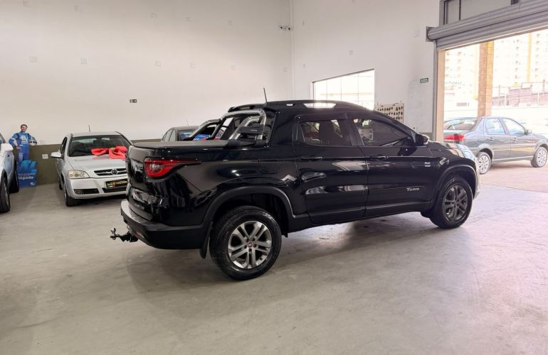 Fiat Toro 2.0 16V Turbo Diesel Freedom 4WD At9 - Foto #4