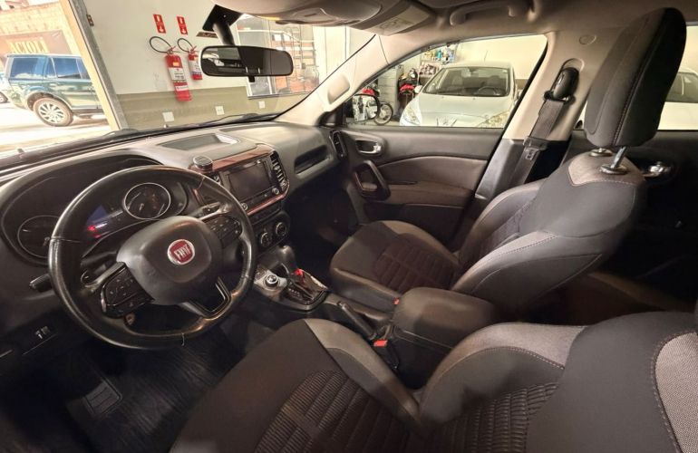 Fiat Toro 2.0 16V Turbo Diesel Freedom 4WD At9 - Foto #7