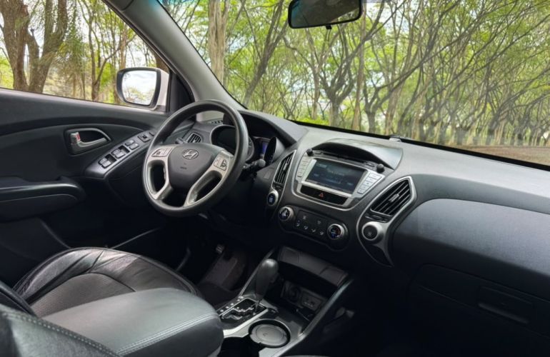 Hyundai ix35 2.0 GLS Completo (Aut) - Foto #9
