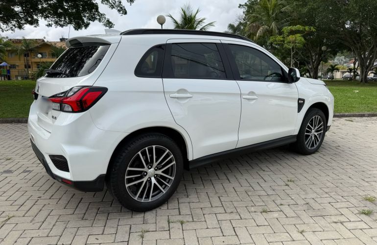 Mitsubishi Outlander Sport 2.0 GLS (Aut) - Foto #6