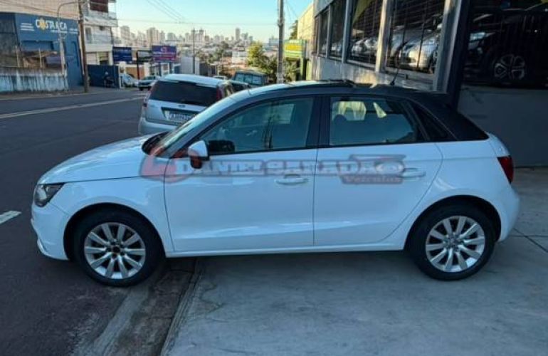 Audi A1 1.4 Tfsi Sportback Attraction 16V 122cv - Foto #3