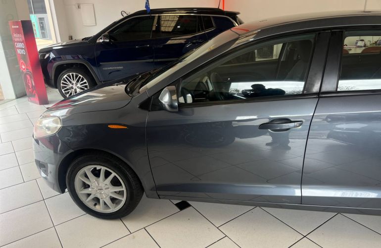 Chery Celer 1.5 MPFi 16v - Foto #3