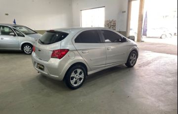 Chevrolet Onix 1.0 Flex Manual - Foto #2