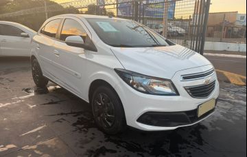Chevrolet Onix 1.4 MPFi LT 8v - Foto #2