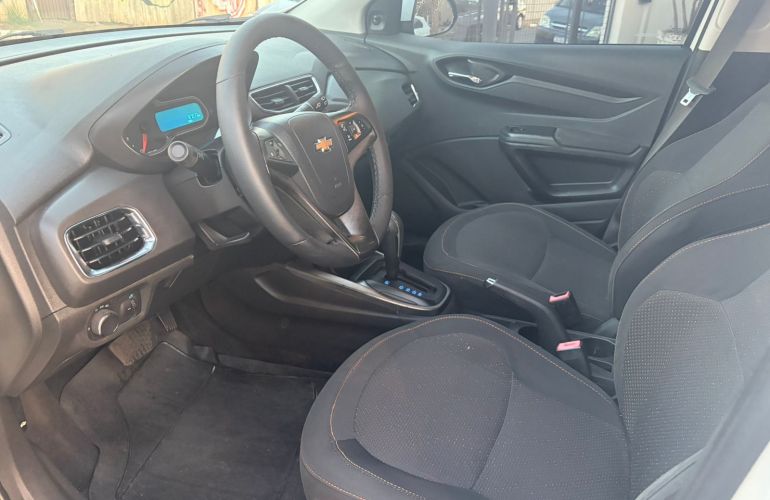 Chevrolet Onix 1.4 MPFi LT 8v - Foto #7