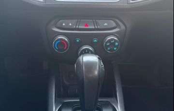Chevrolet Onix 1.4 MPFi LT 8v - Foto #9