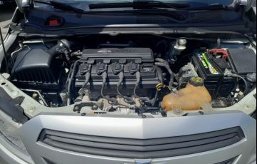Chevrolet Onix 1.0 MPFi LS 8v - Foto #3