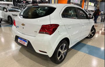 Chevrolet Onix 1.4 MPFi LTZ 8v - Foto #6