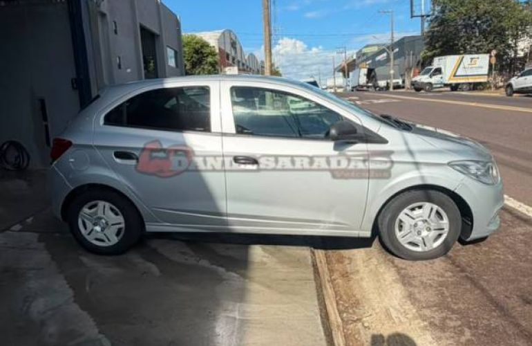 Chevrolet Onix 1.0 MPFi Joy 8v - Foto #4
