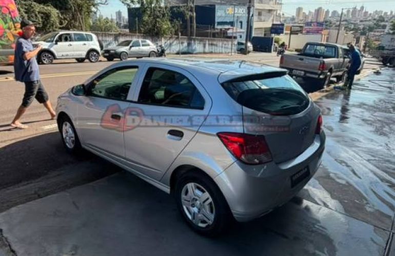 Chevrolet Onix 1.0 MPFi Joy 8v - Foto #8