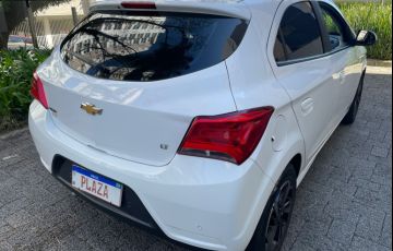 Chevrolet Onix 1.4 MPFi LT 8v - Foto #5