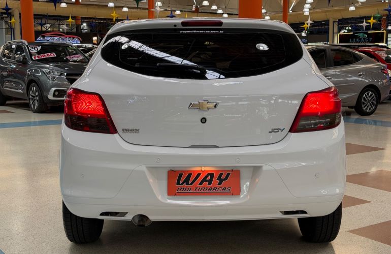 Chevrolet Onix 1.0 MPFi Joy 8v - Foto #8