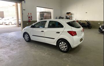 Chevrolet Onix 1.0 MPFi Joy 8V Flex 4p Manual - Foto #3