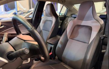 Chevrolet Onix 1.0 Turbo Plus Premier - Foto #7