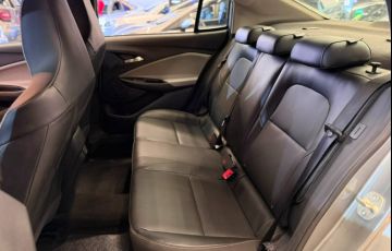 Chevrolet Onix 1.0 Turbo Plus Premier - Foto #8