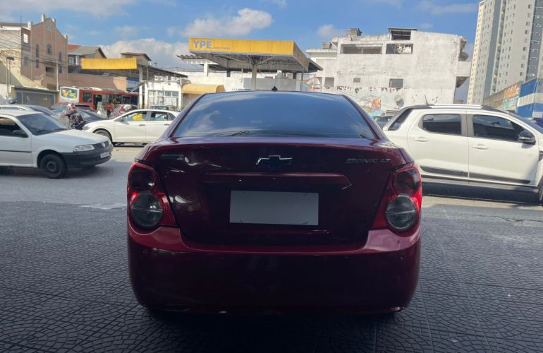 Chevrolet Sonic 1.6 LT Sedan 16v - Foto #9