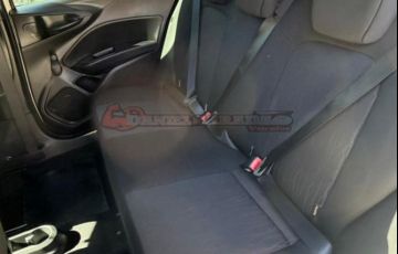 Fiat Argo 1.0 Firefly Drive - Foto #9