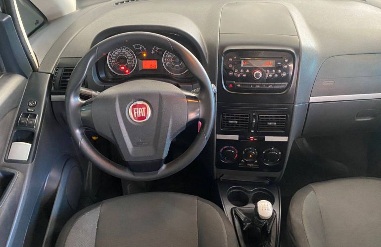 Fiat Idea 1.4 MPi Attractive 8v - Foto #8