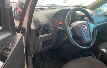 Fiat Idea 1.4 MPi Attractive 8v - Foto #10