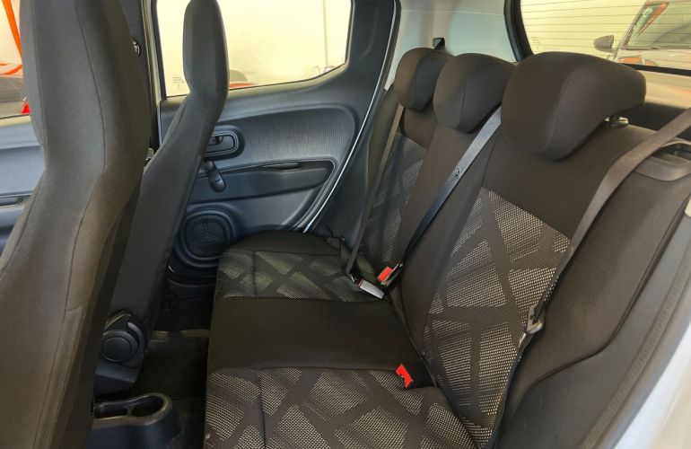 Fiat Mobi 1.0 Evo Like - Foto #8