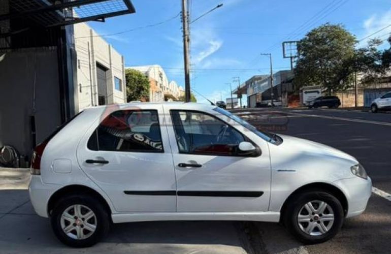 Fiat Palio 1.0 MPi Fire Celebration 8v - Foto #4