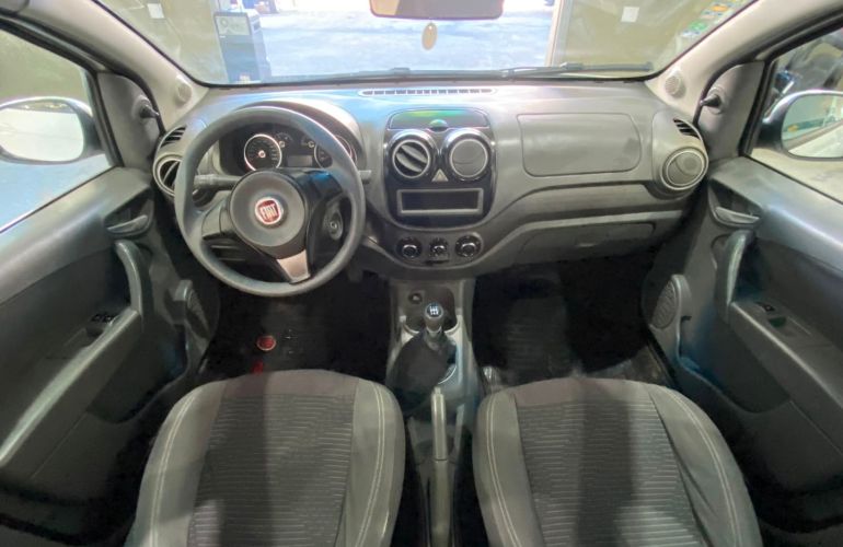 Fiat Palio 1.0 MPi Attractive 8V Flex 4p Manual - Foto #8