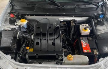 Fiat Strada 1.4 MPi Working CS 8v - Foto #10
