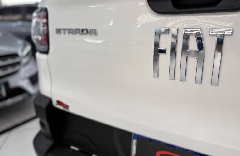 Fiat Strada 1.4 Fire Endurance Cs - Foto #10