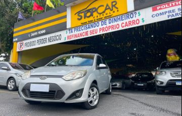 Ford Fiesta 1.6 Rocam Sedan 8v