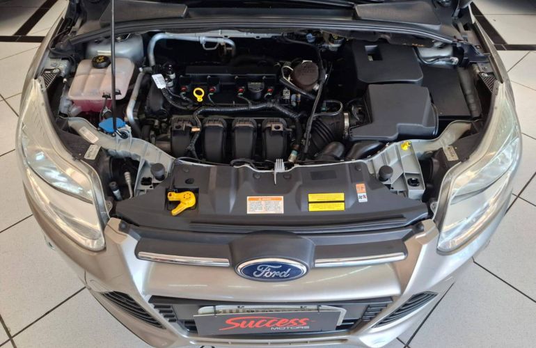Ford Focus 2.0 S Sedan 16V Auto - Foto #7