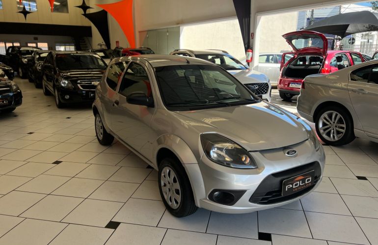 Ford Ka 1.0 MPi 8v - Foto #2