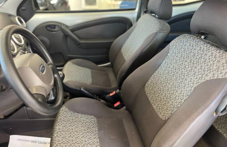 Ford Ka 1.0 MPi 8v - Foto #7