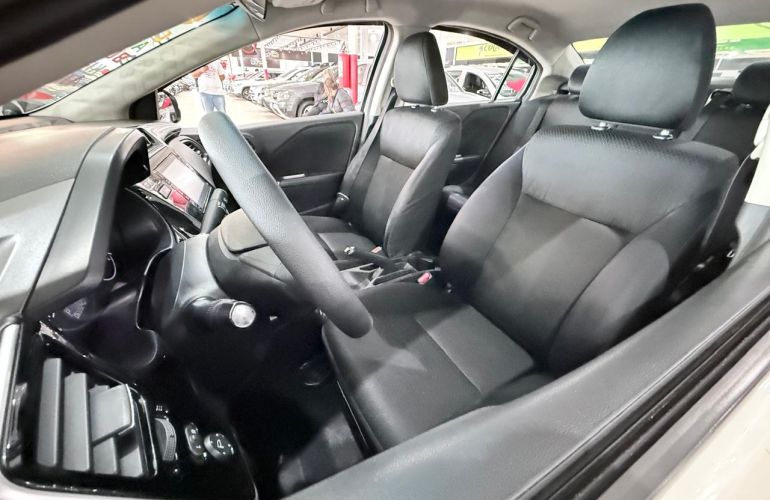 Honda City 1.5 LX 16v - Foto #7