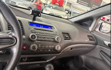 Honda Civic 1.8 LXS 16v - Foto #9