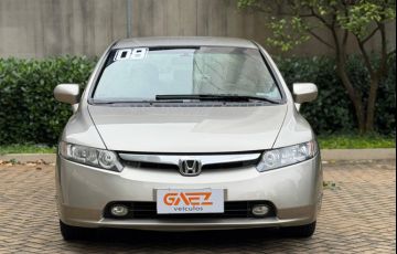 Honda Civic 1.8 LXS 16v - Foto #2