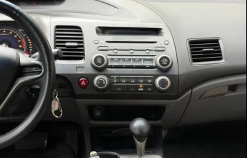 Honda Civic 1.8 LXS 16v - Foto #6