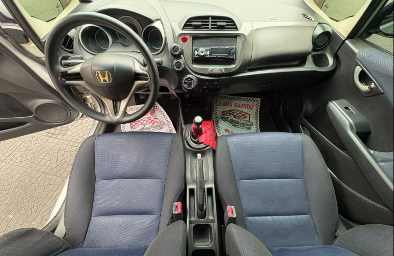 Honda Fit 1.4 DX 16v - Foto #7