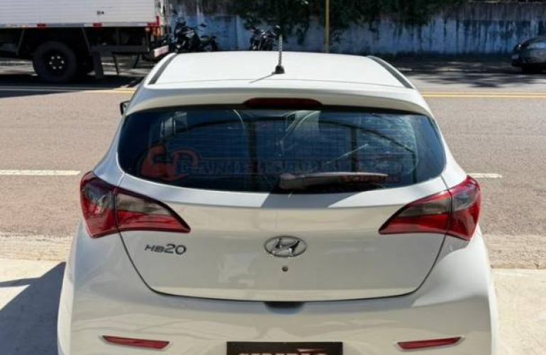 Hyundai Hb20 1.0 Unique 12v - Foto #5