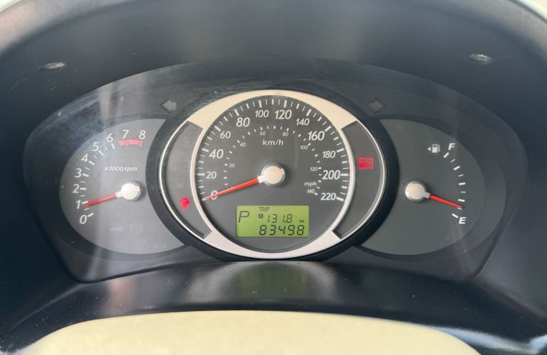Hyundai Tucson 2.0 MPFi GLS 16V 143cv 2wd - Foto #4