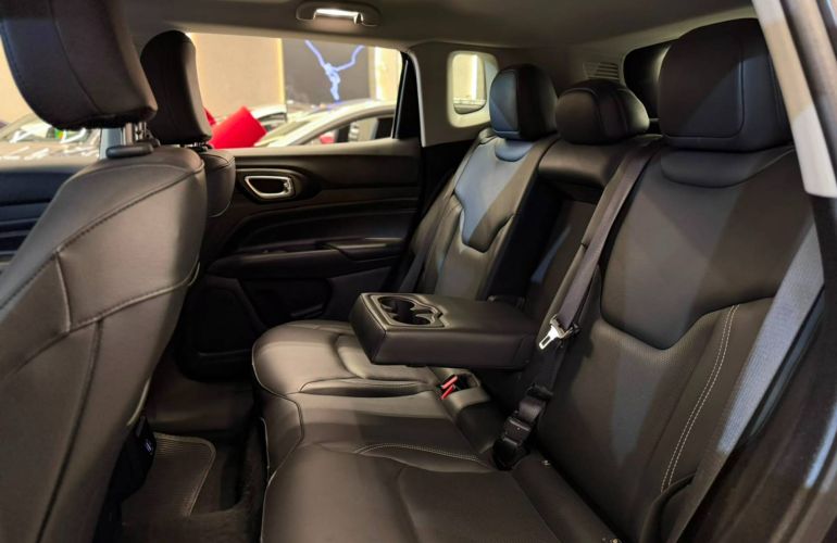 Jeep Compass 1.3 T270 Turbo Longitude - Foto #8