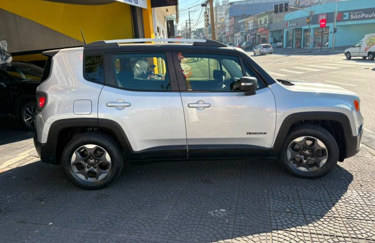 Jeep Renegade 1.8 16V Sport - Foto #5