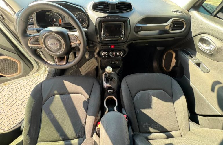 Jeep Renegade 1.8 16V Sport - Foto #7