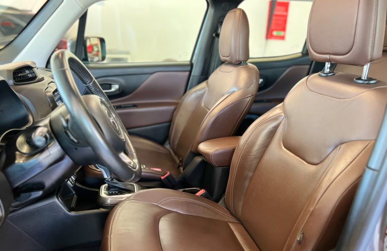 Jeep Renegade 1.8 16V Limited - Foto #7