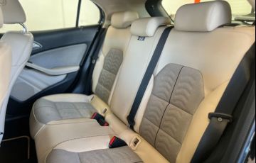 Mercedes-Benz Gla 200 1.6 Cgi Style 7g-dct - Foto #9