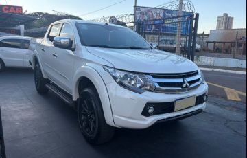 Mitsubishi L200 Triton 2.4 16V Turbo Sport Hpe-s CD 4x4 - Foto #2