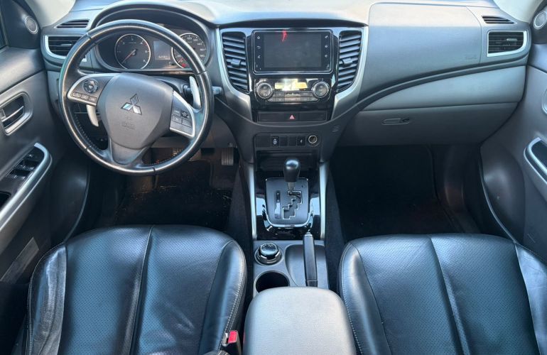 Mitsubishi L200 Triton 2.4 16V Turbo Sport Hpe-s CD 4x4 - Foto #8