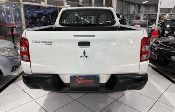 Mitsubishi L200 Triton 2.4 16V Turbo Sport GL CD 4x4 - Foto #5