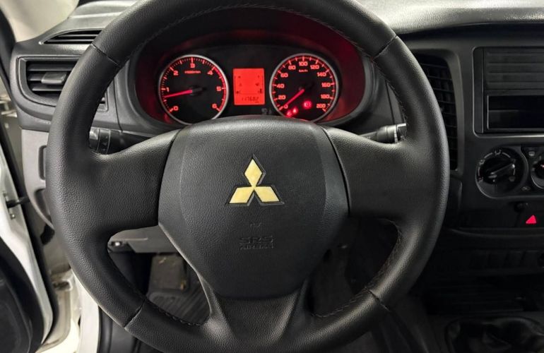 Mitsubishi L200 Triton 2.4 16V Turbo Sport GL CD 4x4 - Foto #7