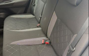 Nissan Kicks 1.6 S CVT (Flex) - Foto #4